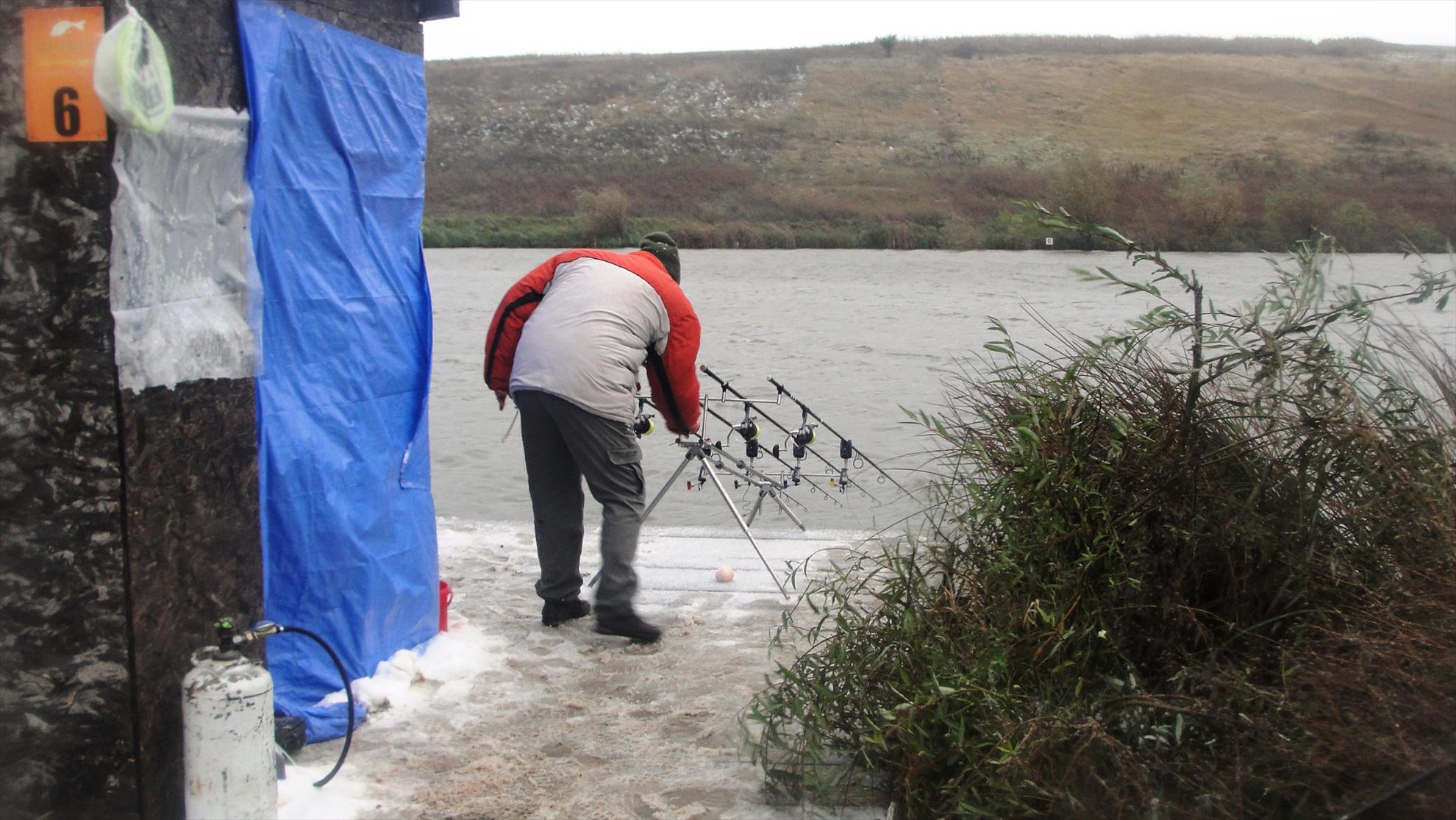 Magura 9 25 - 26 octombrie 2014 - inca nu au inghetat....